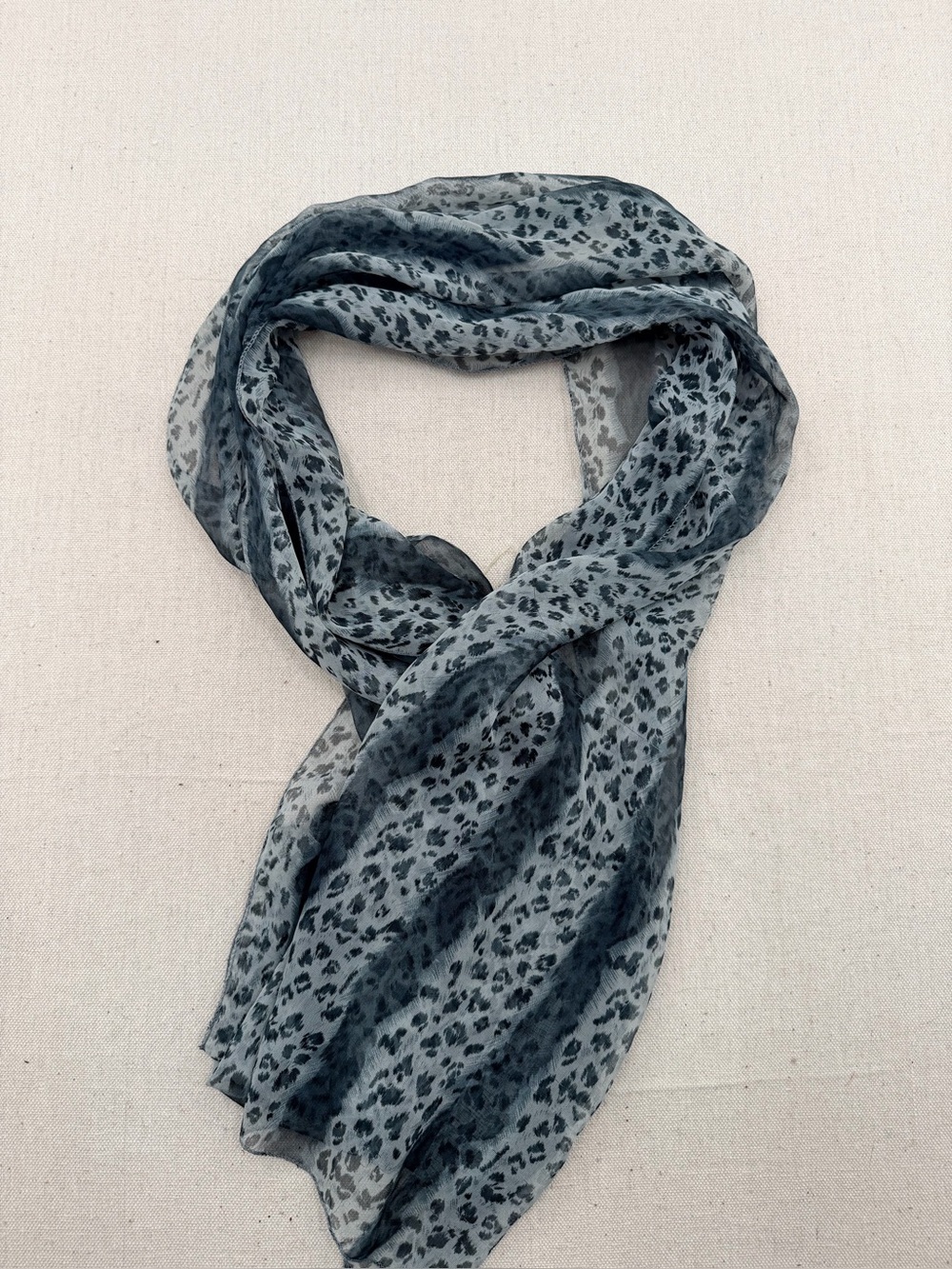 Lightweight Grey Leopard Print Scarf